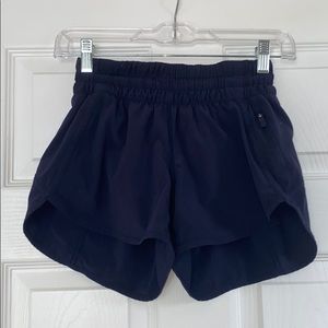 Lululemon Tracker Short 2.5”